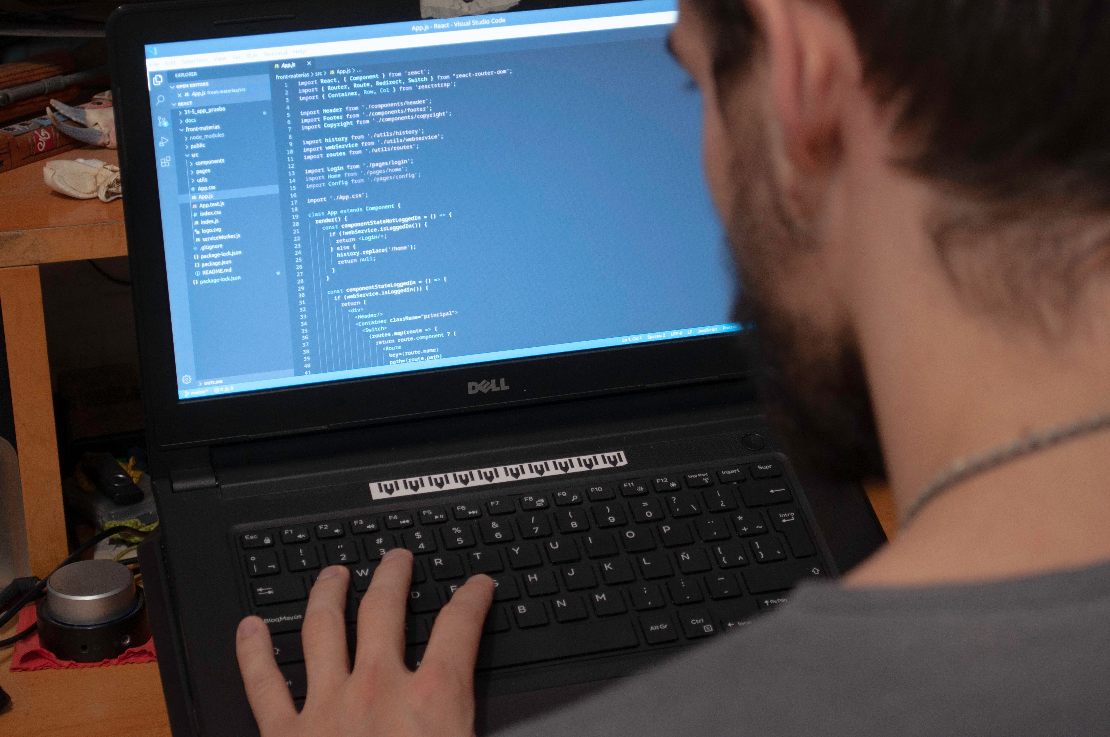 Dell Laptop Repair Service in Vaishali