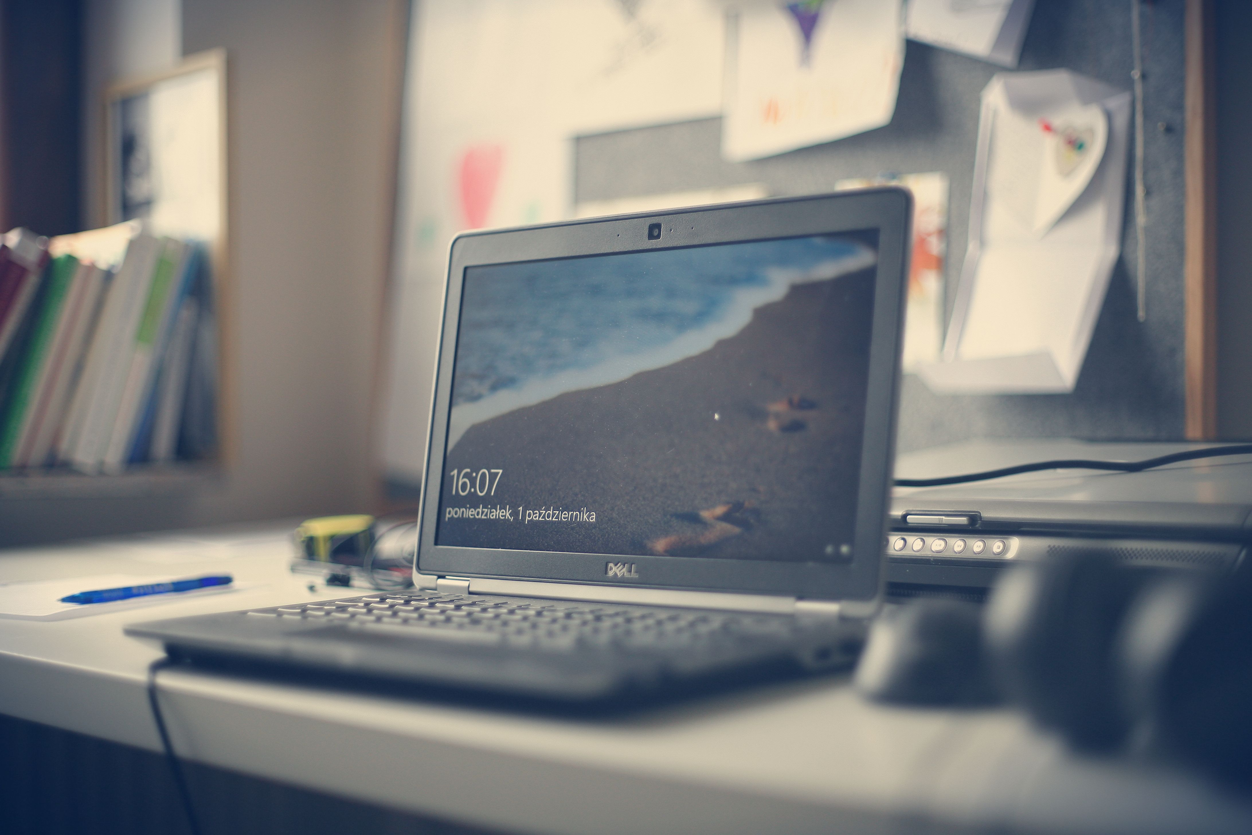 Dell Laptop Repair Service in Vaishali