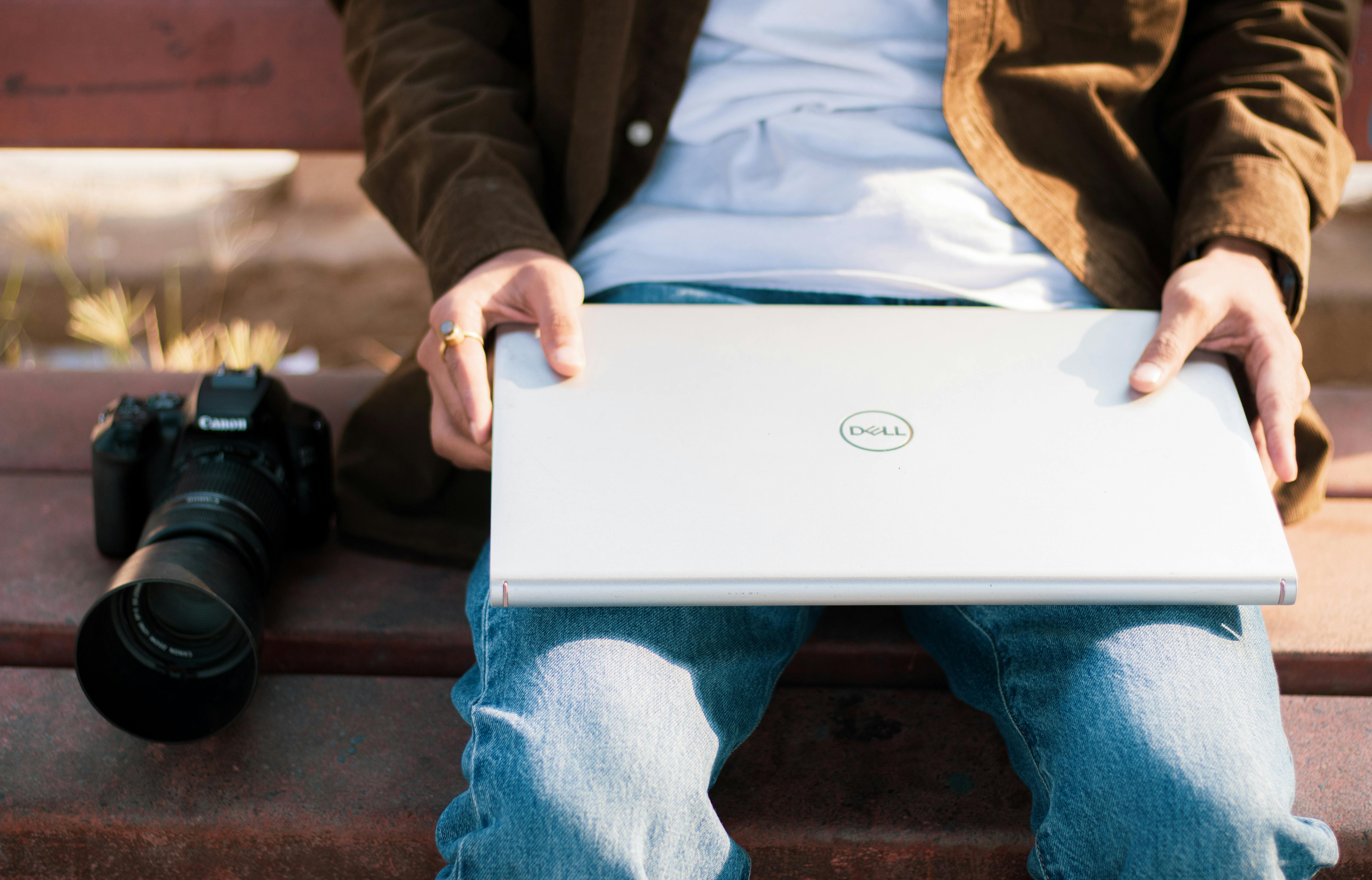 Dell Laptop Repair Service in Noida